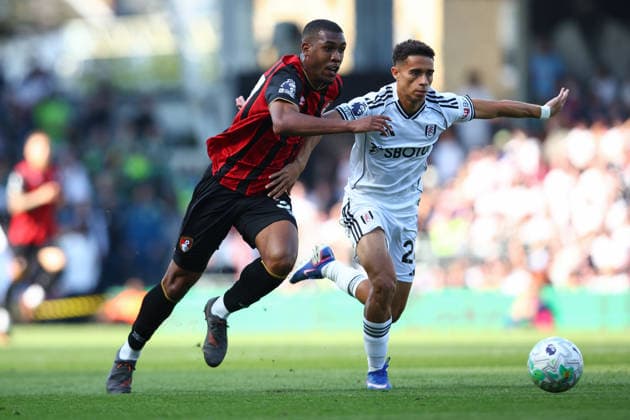 Premier League: Fulham v AFC Bournemouth LONDON, UK - 9th May 2026: Rayan of AFC Bournemouth vies for possession with Josh King of Fulham FC during the Premier League match between Fulham FC and AFC Bournemouth at Craven Cottage London Craven Cottage England United Kingdom Copyright: xCraigxMercerx xPeakxActionxPhotosx