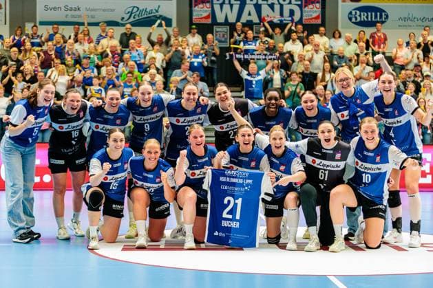 Mannschaft HSG Blomberg-Lippe im Jubel nach 35:24 Sieg GER, HSG Blomberg-Lippe vs. Thueringer HC, Handball, 1. Bundesliga Frauen, Play-Offs, Halbfinale, Spiel 3, 09.05.2026 GER, HSG Blomberg-Lippe vs. Thueringer HC, Handball, 1. Bundesliga Frauen, Play-Offs, Halbfinale, Spiel 3, 09.05.2026 Blomberg *** Team HSG Blomberg Lippe celebrating after 35 24 victory GER, HSG Blomberg Lippe vs Thueringer HC, Handball, 1 Bundesliga Women, Play Offs, Semifinal, Game 3, 09 05 2026 GER, HSG Blomberg Lippe vs Thueringer HC, Handball, 1 Bundesliga Women, Play Offs, Semifinal, Game 3, 09 05 2026 Blomberg Copyright: xEibner-Pressefoto JanxRollingerx EP_JSK