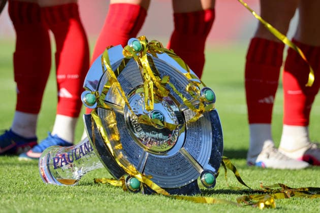 München, Deutschland: 09. Mai 2026 - 1. Frauen Bundesliga - 25. Spieltag - FC Bayern München vs. Eintracht Frankfurt Im Bild: Symbolbild deutsche Meisterschale der Frauen 2026 Copyright: HMBxMedia MadeleinexFantini