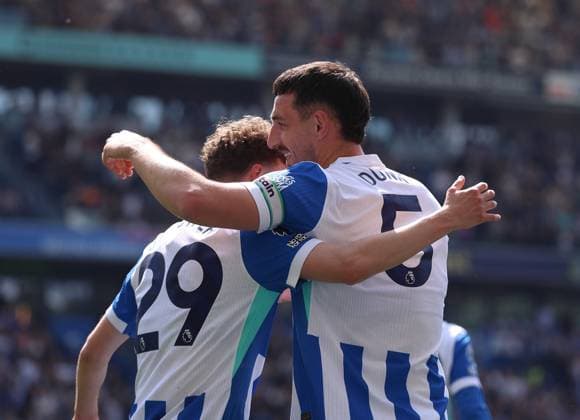 Premier League - Brighton & Hove Albion v Wolverhampton Wanderers BRIGHTON, ENGLAND, MAY 09: GOAL 2-0, Lewis Dunk of Brighton & Hove Albion goal celebration after scoring a goal to put Brighton & Hove Albion 2-0 ahead during the Premier League match between Brighton & Hove Albion v Wolverhampton Wanderers at the AMEX Community Stadium, Brighton, England, on May 9. (Photo by Daniel Weir) Brighton AMEX Community Stadium England Copyright: xDanielxWeir SportsxPressxPhotox Sportspressphoto_SPR143169
