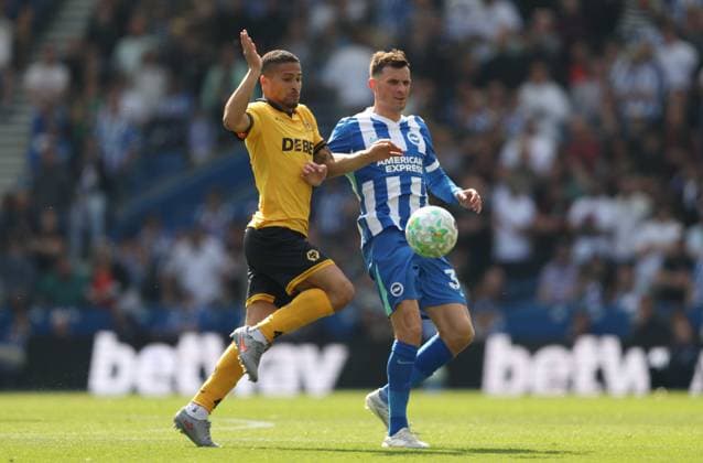 Premier League - Brighton & Hove Albion v Wolverhampton Wanderers BRIGHTON, ENGLAND, MAY 09: Andre of Wolverhampton Wanderers battles for the ball with Pascal Gross of Brighton & Hove Albion during the Premier League match between Brighton & Hove Albion v Wolverhampton Wanderers at the AMEX Community Stadium, Brighton, England, on May 9. (Photo by Daniel Weir) Brighton AMEX Community Stadium England Copyright: xDanielxWeir SportsxPressxPhotox Sportspressphoto_SPR143192