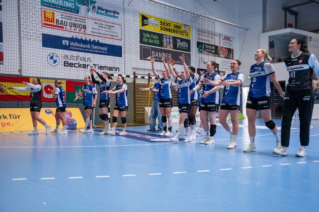 HSG Blomberg-Lippe (GER) vs. Thueringer HC (GER) Handball, 1. Handball Bundesliga Frauen, Halbfinale, Spiel 3, 9.5.2026, Saision 2025 2026, Blomberg Die Spielerinnen der HSG Blomberg-Lippe (GER) jubeln nach dem Sieg gegen den Thueringer HC (GER) und dem Einzug ins Finale Blomberg Sporthalle an der Ulmenallee Deutschland