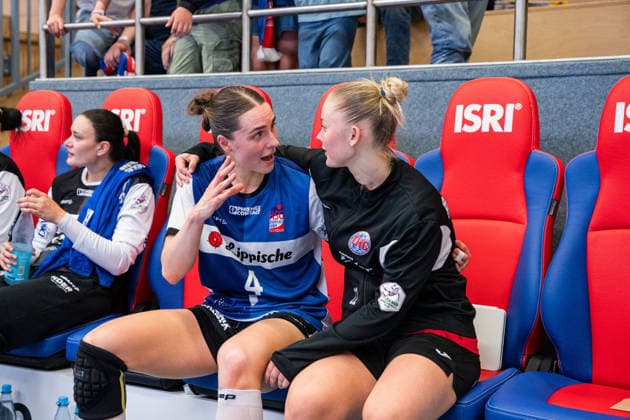 HSG Blomberg-Lippe (GER) vs. Thueringer HC (GER) Handball, 1. Handball Bundesliga Frauen, Halbfinale, Spiel 3, 9.5.2026, Saision 2025 2026, Blomberg Andrea Jacobsen (HSG Blomberg-Lippe, 04) und Rikke Hoffbeck Petersen (Thueringer HC, 22) Blomberg Sporthalle an der Ulmenallee Deutschland
