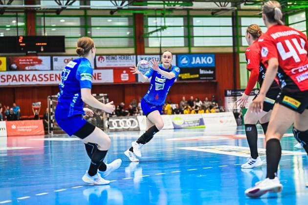 Szene mit Iva van der Linden (19; Union Neckarsulm) Szene mit Iva van der Linden (19; Sport-Union Neckarsulm) in der Ballei