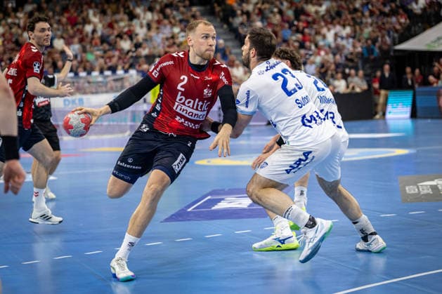 DAIKIN HBL: SG Flensburg-Handewitt vs TBV Lemgo Lippe; 09.05.26 Simon Pytlick (Nr.02, SG Flensburg-Handewitt) im Angriff DAIKIN HBL: SG Flensburg-Handewitt vs TBV Lemgo Lippe, GP JOULE Arena am 09.05.26 Copyright: xBEAUTIFULxSPORTS MarioxM.xKobergx
