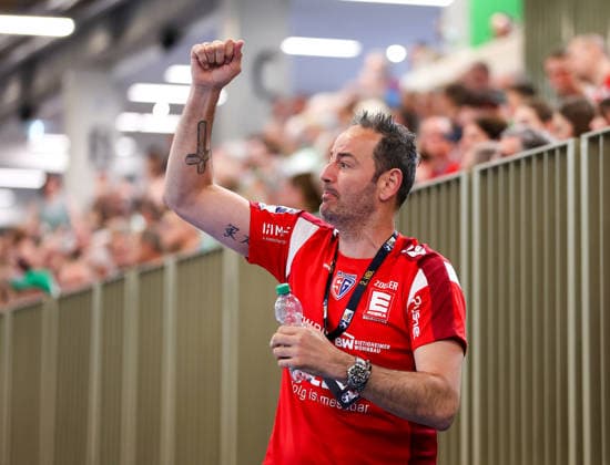 09.05.2026, Deutschland, Backnang, Handball 2. Bundesliga, HC Oppenweiler Backnang vs. SG BBM Bietigheim, BBM Trainer Iker Romero