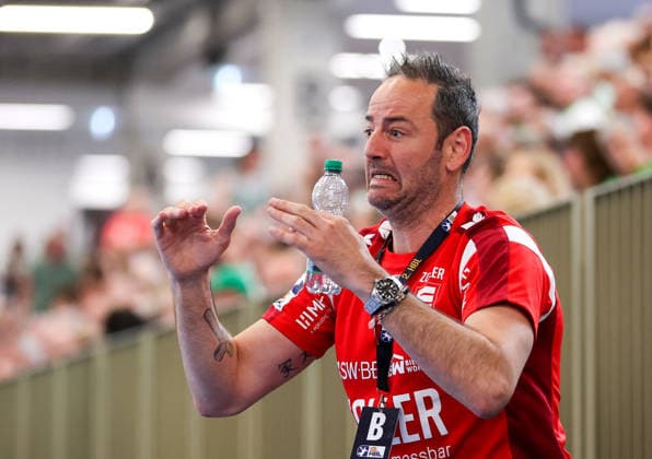 09.05.2026, Deutschland, Backnang, Handball 2. Bundesliga, HC Oppenweiler Backnang vs. SG BBM Bietigheim, BBM Trainer Iker Romero