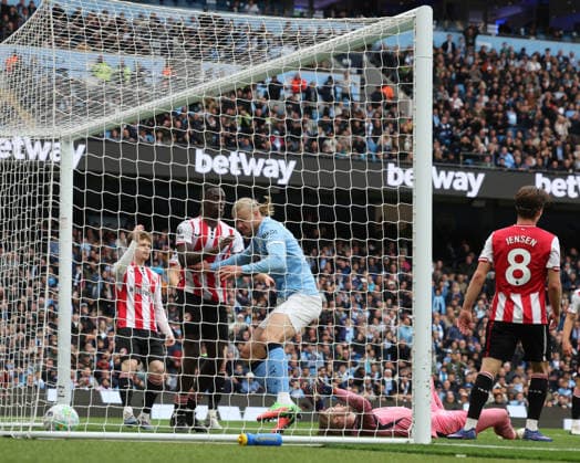 21.02.2026 Manchester City v Brentford, Premier League, Etihad Stadium, Manchester Times Photographer Bradley Ormesher. 09.05.2026 Manchester City v Brentford, Premier League, Etihad Stadium, Manchester Erling Haaland of Manchester City scores 2-0 Times Photographer Bradley Ormesher.  Copyright: xBradleyxOrmesherx NINTCHDBPICT001079408864