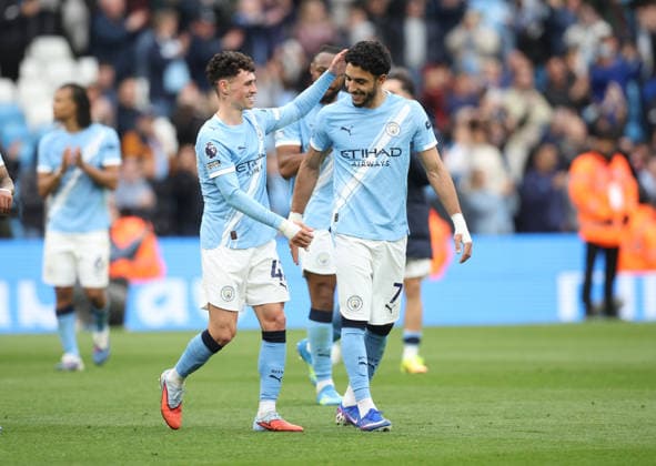 21.02.2026 Manchester City v Brentford, Premier League, Etihad Stadium, Manchester Times Photographer Bradley Ormesher. 09.05.2026 Manchester City v Brentford, Premier League, Etihad Stadium, Manchester Phil Foden of Manchester City and Omar Marmoush of Manchester Cityat end of game Times Photographer Bradley Ormesher.  Copyright: xBradleyxOrmesherx NINTCHDBPICT001079412529
