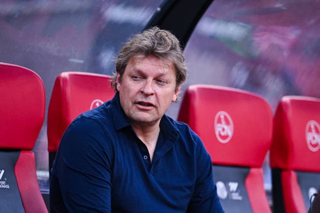 09.05.2026, Fussball, 2. Bundesliga, Saison 2025 2026, 32. Spieltag, 1.FC Nürnberg - FC Schalke 04, Direktor Profifussball Youri Mulder (FC Schalke 04) xRHR-FOTO YYx