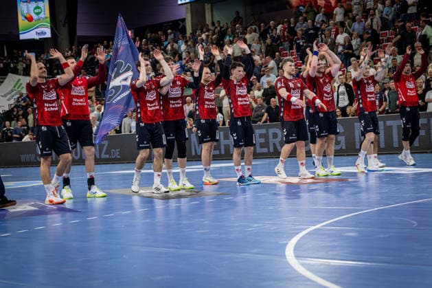 DAIKIN HBL: SG Flensburg-Handewitt vs TBV Lemgo Lippe; 09.05.26 Jubel nach Sieg Team SG Flensburg-Handewitt DAIKIN HBL: SG Flensburg-Handewitt vs TBV Lemgo Lippe, GP JOULE Arena am 09.05.26 Copyright: xBEAUTIFULxSPORTS MarioxM.xKobergx