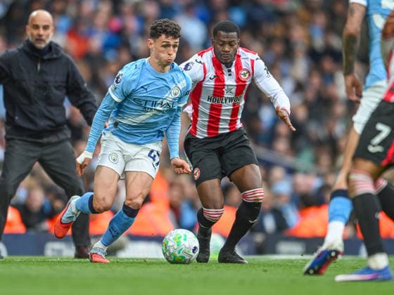 Manchester City v Brentford Premier League Phil Foden of Manchester City and Dango Ouattara of Brentford during the Premier League match at the Etihad Stadium, Manchester 09 05 2026 UK Newspapers OUT Copyright: xKarlxVallantinex FIL-23409-0052