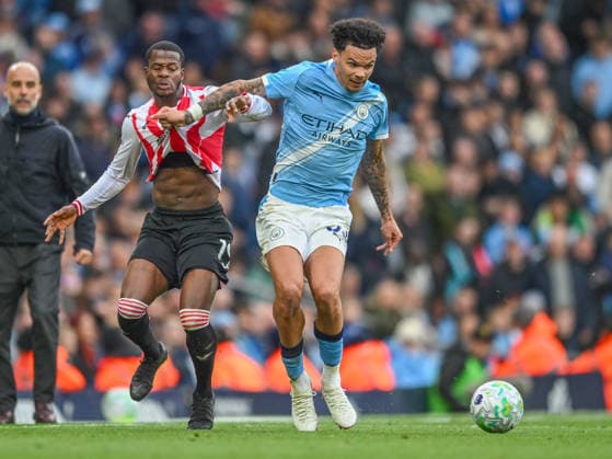 Manchester City v Brentford Premier League Dango Ouattara of Brentford and Nico OReilly of Manchester City during the Premier League match at the Etihad Stadium, Manchester 09 05 2026 UK Newspapers OUT Copyright: xKarlxVallantinex FIL-23409-0061