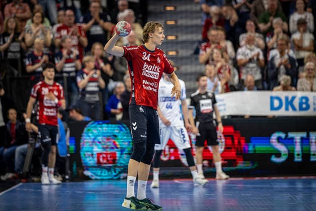 DAIKIN HBL: SG Flensburg-Handewitt vs TBV Lemgo Lippe; 09.05.26 Thilo Knutzen (Nr.34, SG Flensburg-Handewitt) DAIKIN HBL: SG Flensburg-Handewitt vs TBV Lemgo Lippe, GP JOULE Arena am 09.05.26 Copyright: xBEAUTIFULxSPORTS MarioxM.xKobergx