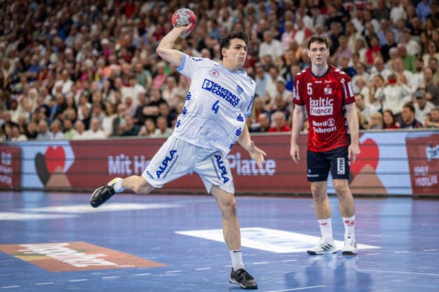 DAIKIN HBL: SG Flensburg-Handewitt vs TBV Lemgo Lippe; 09.05.26 Samuel Zehnder (Nr.04, TBV Lemgo-Lippe) im Angriff DAIKIN HBL: SG Flensburg-Handewitt vs TBV Lemgo Lippe, GP JOULE Arena am 09.05.26 Copyright: xBEAUTIFULxSPORTS MarioxM.xKobergx
