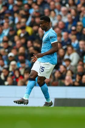 9th May 2026; Etihad Stadium, Manchester, Lancashire, England; Premier League Football, Manchester City versus Brentford; Marc Guehi of Manchester City on the ball RogerxEvans