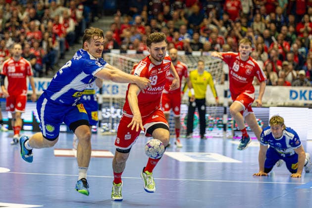 DAIKIN Handball Bundesliga, Kassel, MT Melsungen vs. ThSV Eisenach, Rothenbach-Halle Kassel; 09.05.2026 DAIKIN Handball Bundesliga, Kassel, Germany - 09.05.2026: Florian Drosten (MT Melsungen, 18) am Ball , Handball BundesligaL, Spiel der MT Melsungen vs. ThSV Eisenach, Rothenbach-Halle Kassel Copyright: xBEAUTIFULxSPORTS Freudensteinx