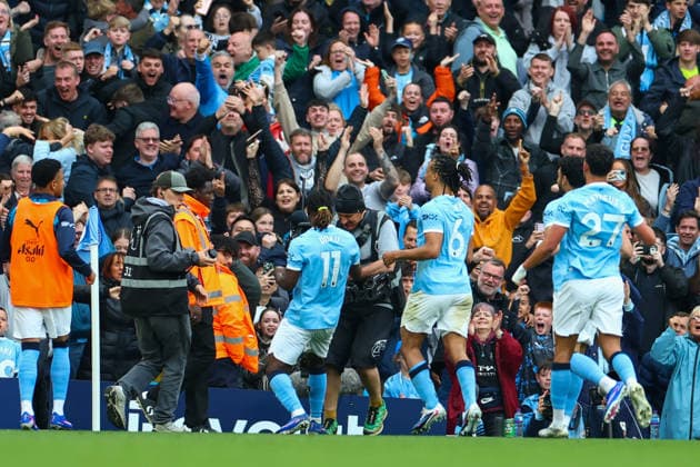 9th May 2026; Etihad Stadium, Manchester, Lancashire, England; Premier League Football, Manchester City versus Brentford; Jeremy Doku of Manchester City celebrates scoring in the 60th minute for 1-0 RogerxEvans