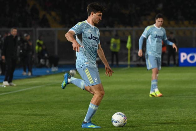IPA84523326 - Andrea Cambiaso (Fc Juventus) in action during US Lecce vs Juventus FC, Italian soccer Serie A match in Lecce, Italy, May 09 2026  Copyright: xPasqualexGolia IPAxSportx xx 84523326