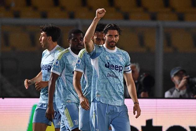 Juventus FC s Central Midfielder Fabio Miretti (21 Juventus FC) celebrates his first goal with team-mates during the Serie A Enilive matchday 36 match between US Lecce and Juventus FC at the Via del Mare Stadium in Lecce, Italy, Saturday, May 9, 2026. (Credit Image: Giovanni Evangelista LaPresse)  Copyright: xGiovannixEvangelista LaPressex