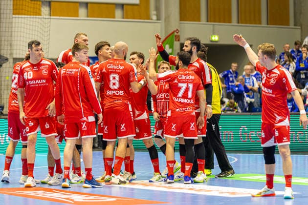 DAIKIN Handball Bundesliga, Kassel, MT Melsungen vs. ThSV Eisenach, Rothenbach-Halle Kassel; 09.05.2026 DAIKIN Handball Bundesliga, Kassel, Germany - 09.05.2026: Die Spieler der MT Melsungen nach dem Spiel, Handball BundesligaL, Spiel der MT Melsungen vs. ThSV Eisenach, Rothenbach-Halle Kassel Copyright: xBEAUTIFULxSPORTS Freudensteinx