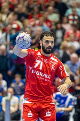 DAIKIN Handball Bundesliga, Kassel, MT Melsungen vs. ThSV Eisenach, Rothenbach-Halle Kassel; 09.05.2026 DAIKIN Handball Bundesliga, Kassel, Germany - 09.05.2026: Mohamed Amine Darmoul (MT Melsungen, 71) am Ball, Handball BundesligaL, Spiel der MT Melsungen vs. ThSV Eisenach, Rothenbach-Halle Kassel Copyright: xBEAUTIFULxSPORTS Freudensteinx