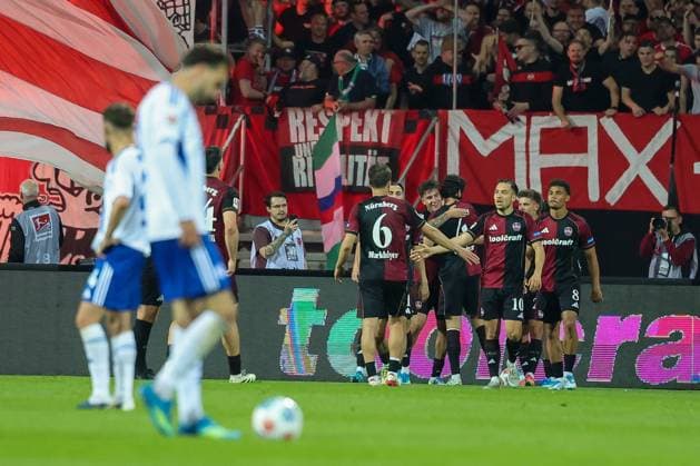 Mohamed Ali Zoma 23 (1FC Nuernberg) jubelt mit den Mitspielern nach dem 3:0, 1. FC Nuernberg vs. FC Schalke 04, Fussball, Maenner, 2. Bundesliga, DFL, Saison 2025 2026, 33. Spieltag, Rueckrunde, 09.05.2026 DFB regulations prohibit any use of photographs as image sequences and or quasi-video Nuernberg Bayern Deutschland