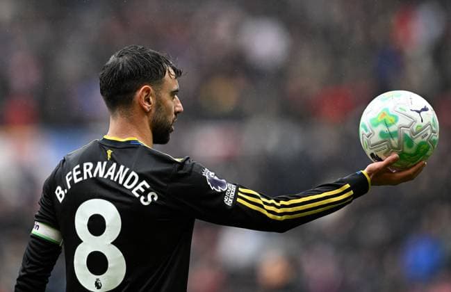 Bruno Fernandes of Manchester United, ManU Sunderland v Manchester United, Premier League, Football, Stadium of Light, Sunderland , UK - 09 May 2026Sunderland Stadium of Light United Kingdom EDITORIAL USE ONLY No use with unauthorised audio, video, data, fixture lists, club league logos or live services. Online in-match use limited to 120 images, no video emulation. No use in betting, games or single club league player publications. Copyright: xAnnaxGowthorpe Shutterstockx 16861687bp