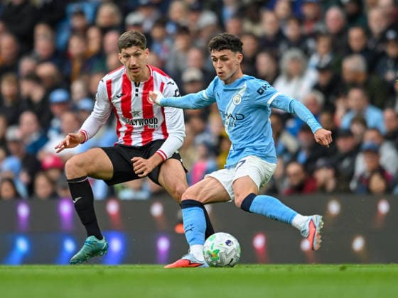 Manchester City v Brentford Premier League Phil Foden of Manchester City passes the ball during the Premier League match at the Etihad Stadium, Manchester 09 05 2026 UK Newspapers OUT Copyright: xKarlxVallantinex FIL-23409-0118