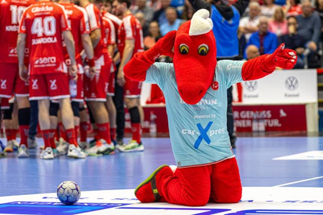 DAIKIN Handball Bundesliga, Kassel, MT Melsungen vs. ThSV Eisenach, Rothenbach-Halle Kassel; 09.05.2026 DAIKIN Handball Bundesliga, Kassel, Germany - 09.05.2026: Henner (Maskottchen der MT Melsungen), Handball BundesligaL, Spiel der MT Melsungen vs. ThSV Eisenach, Rothenbach-Halle Kassel Copyright: xBEAUTIFULxSPORTS Freudensteinx