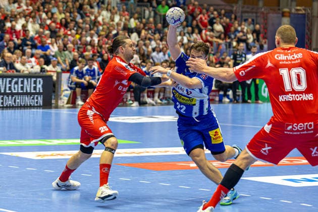 DAIKIN Handball Bundesliga, Kassel, MT Melsungen vs. ThSV Eisenach, Rothenbach-Halle Kassel; 09.05.2026 DAIKIN Handball Bundesliga, Kassel, Germany - 09.05.2026: Felix Aellen (ThSV Eisenach, 22). Am Ball, Handball BundesligaL, Spiel der MT Melsungen vs. ThSV Eisenach, Rothenbach-Halle Kassel Copyright: xBEAUTIFULxSPORTS Freudensteinx
