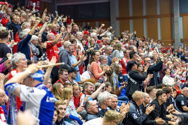 DAIKIN Handball Bundesliga, Kassel, MT Melsungen vs. ThSV Eisenach, Rothenbach-Halle Kassel; 09.05.2026 DAIKIN Handball Bundesliga, Kassel, Germany - 09.05.2026: Die Fans der Mannschaften, Handball BundesligaL, Spiel der MT Melsungen vs. ThSV Eisenach, Rothenbach-Halle Kassel Copyright: xBEAUTIFULxSPORTS Freudensteinx