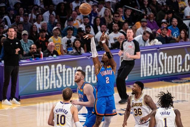 Los Angeles Lakers v Oklahoma City Thunder - NBA, Basketball Herren, USA Conference Semifinals LOS ANGELES, CA, UNITED STATES - MAY 9: Shai Gilgeous-Alexander (2) of Oklahoma City Thunder in action during NBA Conference Semifinals Game 3 between Los Angeles Lakers and Oklahoma City Thunder at Oklahoma City Thunder in Los Angeles, United States on May 9, 2026. Jon Putman Anadolu Los Angeles United States. Editorial use only. Please get in touch for any other usage.  Copyright: x2026xAnadoluxJonxPutmanx