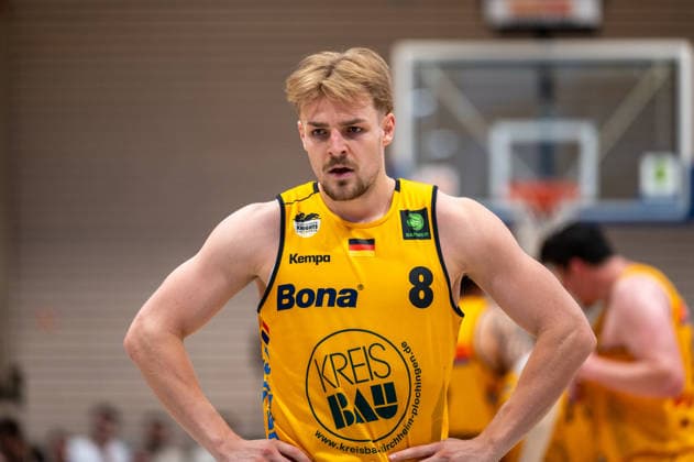 Lucas Mayer (Bozic Estriche Knights Kirchheim, 08), GER, Bozic Estriche Kirchheim Knights vs. BG Goettingen, BARMER 2. Basketball Bundesliga, PlayOffs Viertelfinale 2. Spieltag, Saison 2025 2026, 09.05.2026 GER, Bozic Estriche Kirchheim Knights vs. BG Goettingen, BARMER 2. Basketball Bundesliga, PlayOffs Viertelfinale 2. Spieltag, Saison 2025 2026, 09.05.2026 Kirchheim unter Teck Copyright: xEibner-Pressefoto SilasxKunzx EP_SKZ