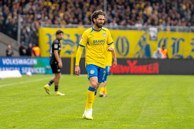 Deutschland: Fussball, 2. Bundesliga, 33. Spieltag 2025 26, Eintracht Braunschweig - Dynamo Dresden am 09.05. in Braunschweig, Eintracht-Stadion: Fabio Kaufmann (Eintracht Braunschweig 7)
