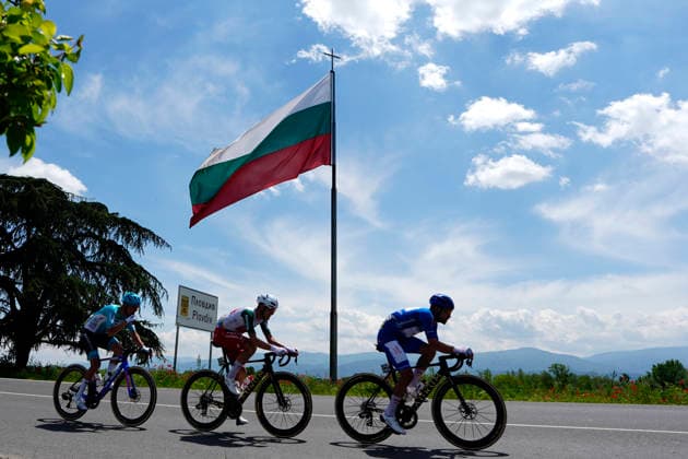 The pack rides during Stage 3 of the Giro d™Italia, from Plovdiv to Sofia, Bulgaria, Sunday, May 10, 2026.  Copyright: xFabioxFerrari LaPressex