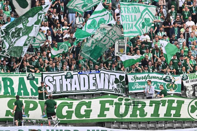 10.05.2026 - Fussball - Saison 2025 2026 - 2. Fussball - Bundesliga - 33. Spieltag: Hertha BSC Berlin - SpVgg Greuther Fürth SGF ( Kleeblatt ) - Sportfoto Zink - xwoxzix - DFL regulations prohibit any use of photographs as image sequences and or quasi-video - only for editorial use - Greutherfürthfans Fans Fanblock Kleeblattfans
