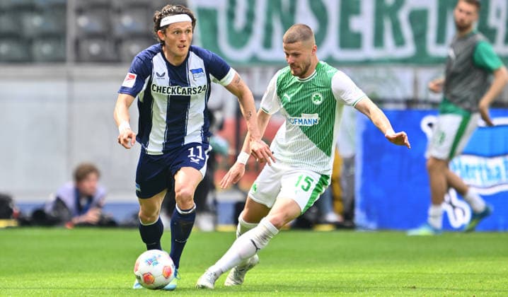 10.05.2026 - Fussball - Saison 2025 2026 - 2. Fussball - Bundesliga - 33. Spieltag: Hertha BSC Berlin - SpVgg Greuther Fürth SGF ( Kleeblatt ) - Sportfoto Zink - xwoxzix - DFL regulations prohibit any use of photographs as image sequences and or quasi-video - only for editorial use - Fabian Reese (11, Hertha BSC Berlin ) Jan Elvedi (15, SpVgg Greuther Fürth )