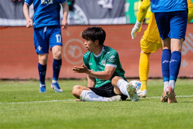 Münster, Deutschland 10. Mai 2026: 2. BL - 2025 2026 - Sp. 33 - SC Preußen Münster gegen SV Darmstadt 98 Im Bild: Shin Yamada (PRM) ist ärgerlich auf dem Spielfeld DFL DFB regulations prohibit any use of photographs as image sequences and or quasi-video LVM Preussenstadion Nordrhein Westfalen