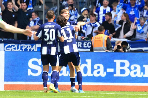 DEU, DFL, 2. FBL, Hertha BSC vs. Greuther Fuerth, 10.05.2026, Berliner Olympiastadion, Berlin, DEU, DFL, 2. FBL, Hertha BSC vs. Greuther Fuerth, im Bild 1:0 durch Kennet Eichhorn (Hertha BSC Berlin 23), Fabian Reese (Hertha BSC Berlin 11), Paul Seguin (Hertha BSC Berlin 30) DFL - regulations prohibit any use of Photographs as image sequences and or quasi-video