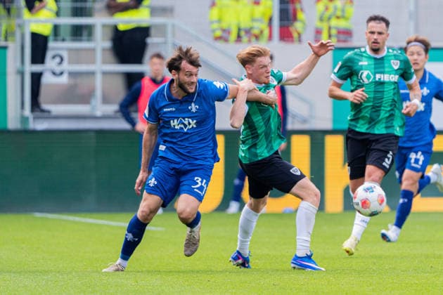 Münster, Deutschland 10. Mai 2026: 2. BL - 2025 2026 - Sp. 33 - SC Preußen Münster gegen SV Darmstadt 98 Im Bild: v. li. im Zweikampf Killian Corredor (Darmstadt) und Luca Bolay (PRM) DFL DFB regulations prohibit any use of photographs as image sequences and or quasi-video LVM Preussenstadion Nordrhein Westfalen
