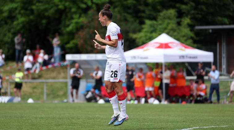 10.05.2026, Deutschland, Stuttgart, Fußball Frauen 2. Bundesliga, VfB Stuttgart vs. VfL Wolfsburg II, Jubel über das Tor zum 3:1, Torschützin Nicole Billa (VfB)