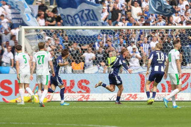 10.05.2025, xtgx, Fussball 2. Bundesliga, Hertha BSC Berlin - SpVgg Greuther Fürth emspor, v.l. Michael Cuisance (Hertha, 10) Jubel, Torjubel, jubelt ueber das Tor, celebrate the goal, celebration (DFL DFB REGULATIONS PROHIBIT ANY USE OF PHOTOGRAPHS as IMAGE SEQUENCES and or QUASI-VIDEO) Berlin