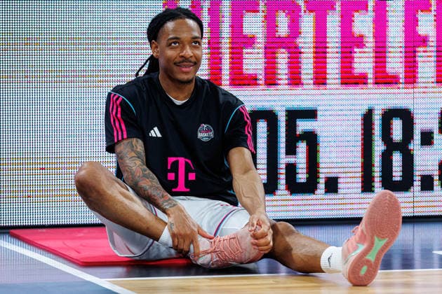 Jalen Finch (Telekom Baskets Bonn, 00), Einzelbild, Einzelfoto, Portrait, Portraet, Aufwaermen, warm up, vor Spielbeginn, BMA365 Bamberg Baskets vs. Telekom Baskets Bonn, Basketball, easyCredit BBL, 34. Spieltag, 10.05.2026 BMA365 Bamberg Baskets vs. Telekom Baskets Bonn, Basketball, easyCredit BBL, 34. Spieltag, 10.05.2026 Bamberg Copyright: xEibner-Pressefoto G.xSantemizx EP_EER