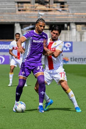 Fiorentina s Ndour fights for the ball with Genoa™s Mikael Ellertsson during the Serie A soccer match between Fiorentina and Genoa at the Artemio Franchi Stadium in Florence, Italy - Sunday, May 10, 2026. - Soccer .  Copyright: xTanoxPecoraro LaPressex
