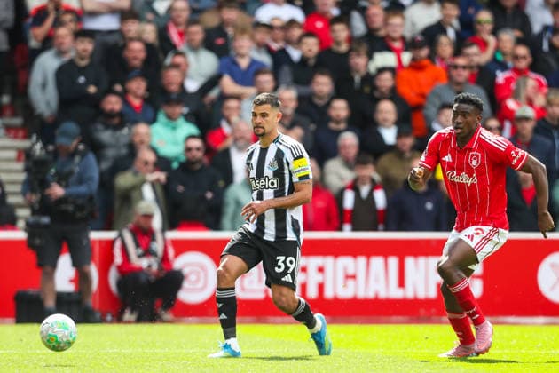 Nottingham Forest v Newcastle United, Premier League Bruno Guimaraes Of Newcastle United Under pressure from Taiwo Awoniyi Of Nottingham Forest during the Nottingham Forest v Newcastle United Premier League match at the City Ground, West Bridgford, England on 10 May 2026 Credit: Lee Keuneke Every Second Media Editorial use only. All images are copyright Every Second Media Limited. No images may be reproduced without prior permission. All rights reserved. Premier League and Football League images are subject to licensing agreements with Football DataCo Limited. see https: www.football-dataco.com Copyright: xIMAGO EveryxSecondxMediax ESM-1980-0053 LeexKeunekex xEveryxSecondxMediax