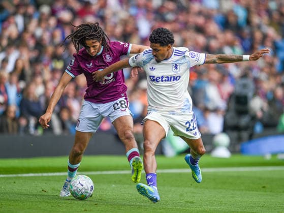 Burnley v Aston Villa Premier League Hannibal Mejeri of Burnley and Ian Maatsen of Aston Villa during the Premier League match at Turf Moor, Burnley 10 05 2026 UK Newspapers OUT Copyright: xKarlxVallantinex FIL-23412-0029