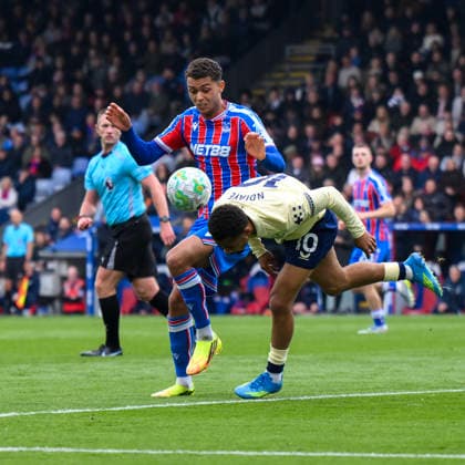 Crystal Palace v Everton Premier League Brennan Johnson of Crystal Palace and Iliman Ndiaye of Everton battle for the ball during the Premier League match at Selhurst Park, London 10 05 2026 UK Newspapers OUT Copyright: xMalcolmxFellx FIL-23415-0027