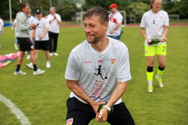 10.05.26 Frauen VfB Stuttgart - VfL Wofsburg II Deutschland, Stuttgart, 10.05.2026, Fussball, Frauen, 2. Bundesliga, Saison 2025 2026, VfB Stuttgart - VfL Wolfsburg II: Nico Schneck (Trainer VfB Stuttgart); Jubel Aufstieg.
