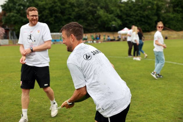 10.05.26 Frauen VfB Stuttgart - VfL Wofsburg II Deutschland, Stuttgart, 10.05.2026, Fussball, Frauen, 2. Bundesliga, Saison 2025 2026, VfB Stuttgart - VfL Wolfsburg II: Nico Schneck (Trainer VfB Stuttgart); Jubel Aufstieg.